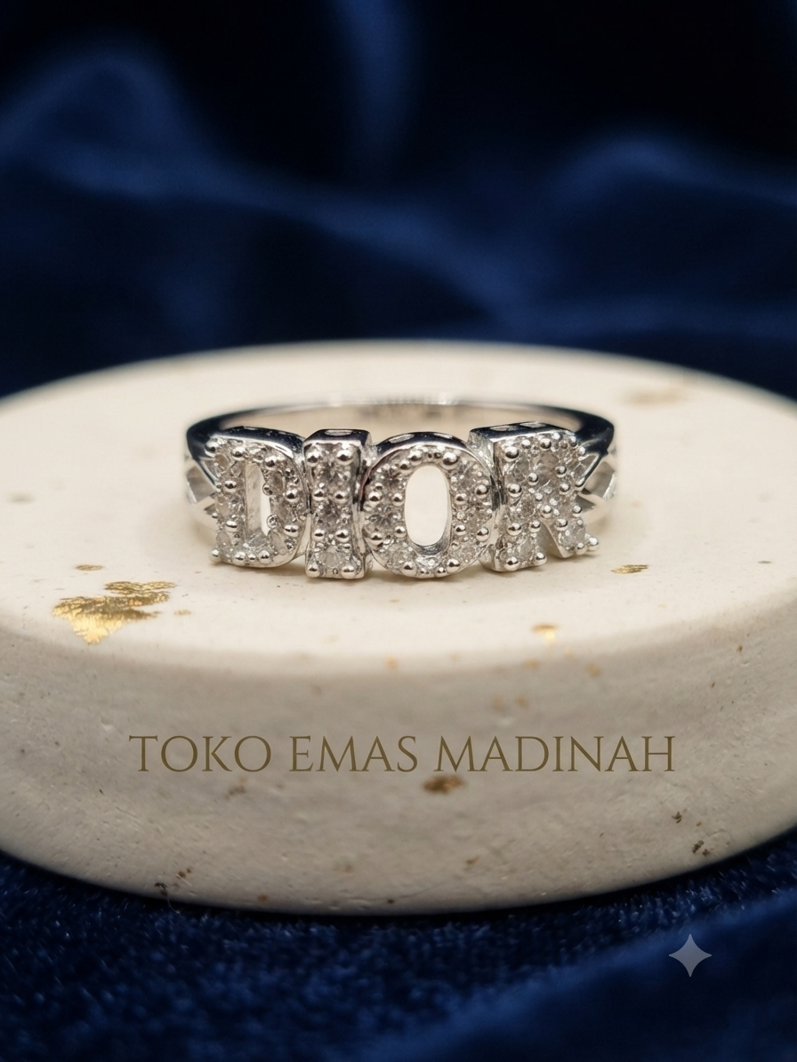 CINCIN DIOR MATA AD