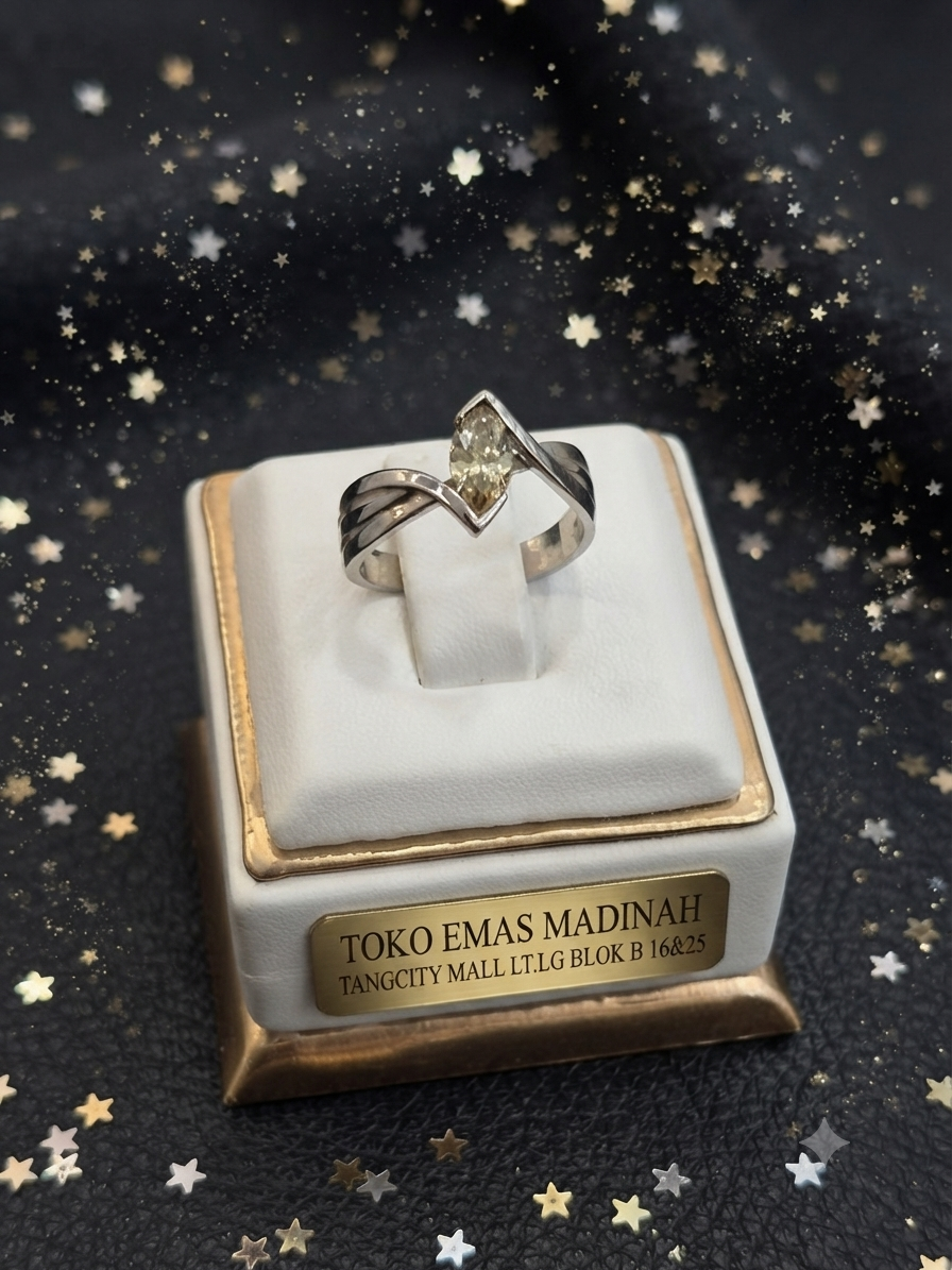 CINCIN SOLITER MARQUISE CUT L.G.D