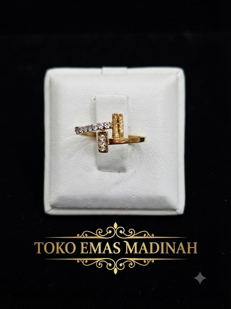 CINCIN TIFFANY MATA AD