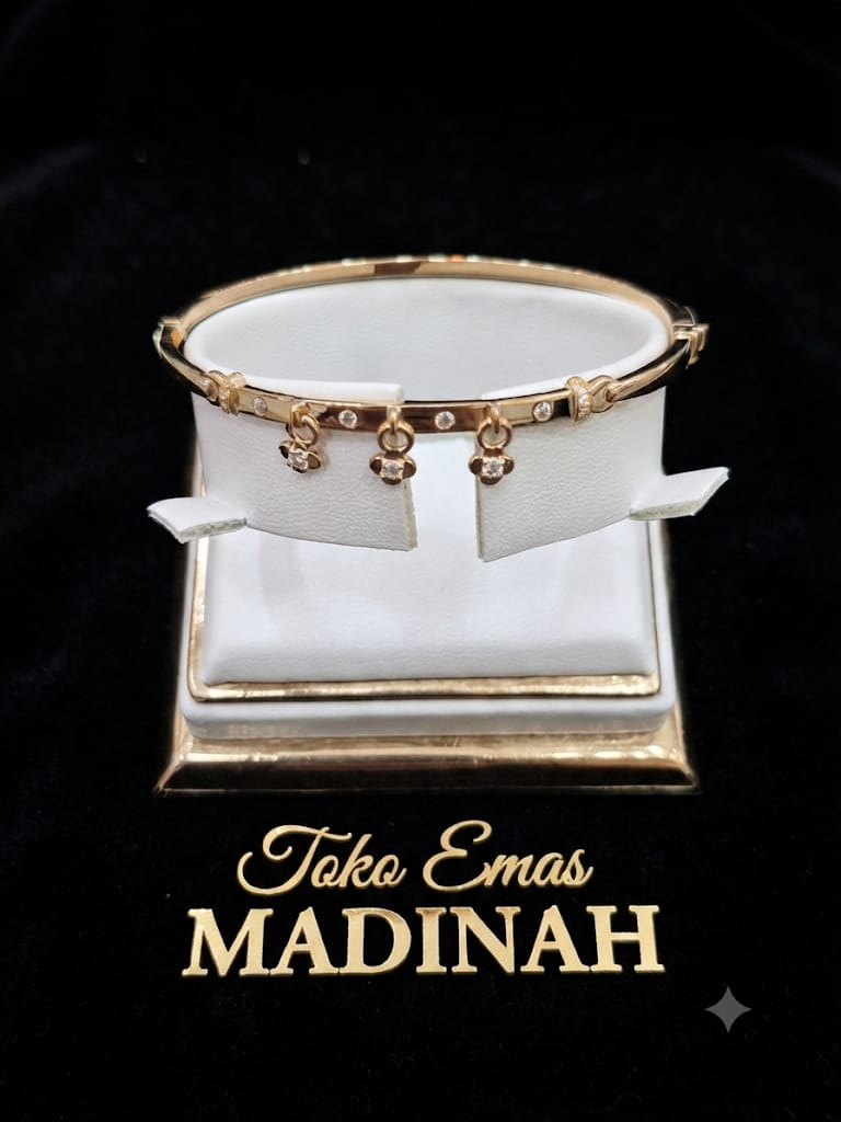 GELANG B 3 BUNGA MATA AD