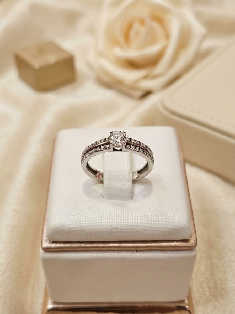 CINCIN PERAK PALADIUM