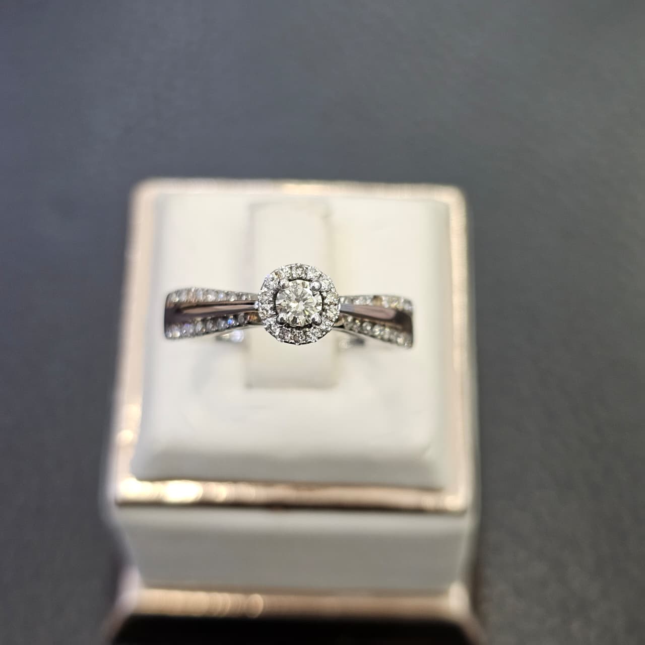 CINCIN BERLIAN