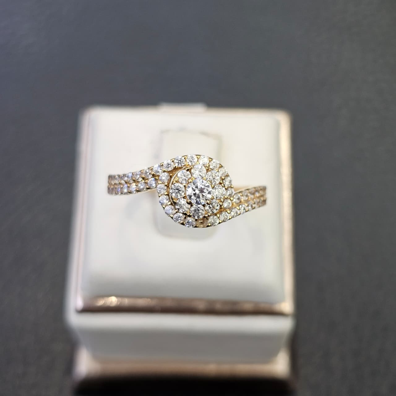 CINCIN AM TABUR
