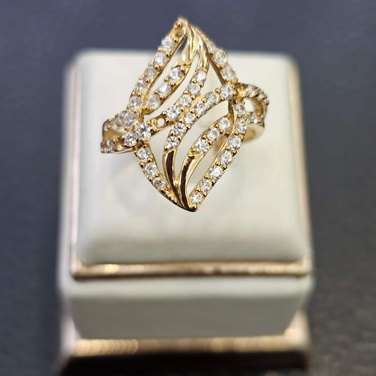 CINCIN DAUN AD