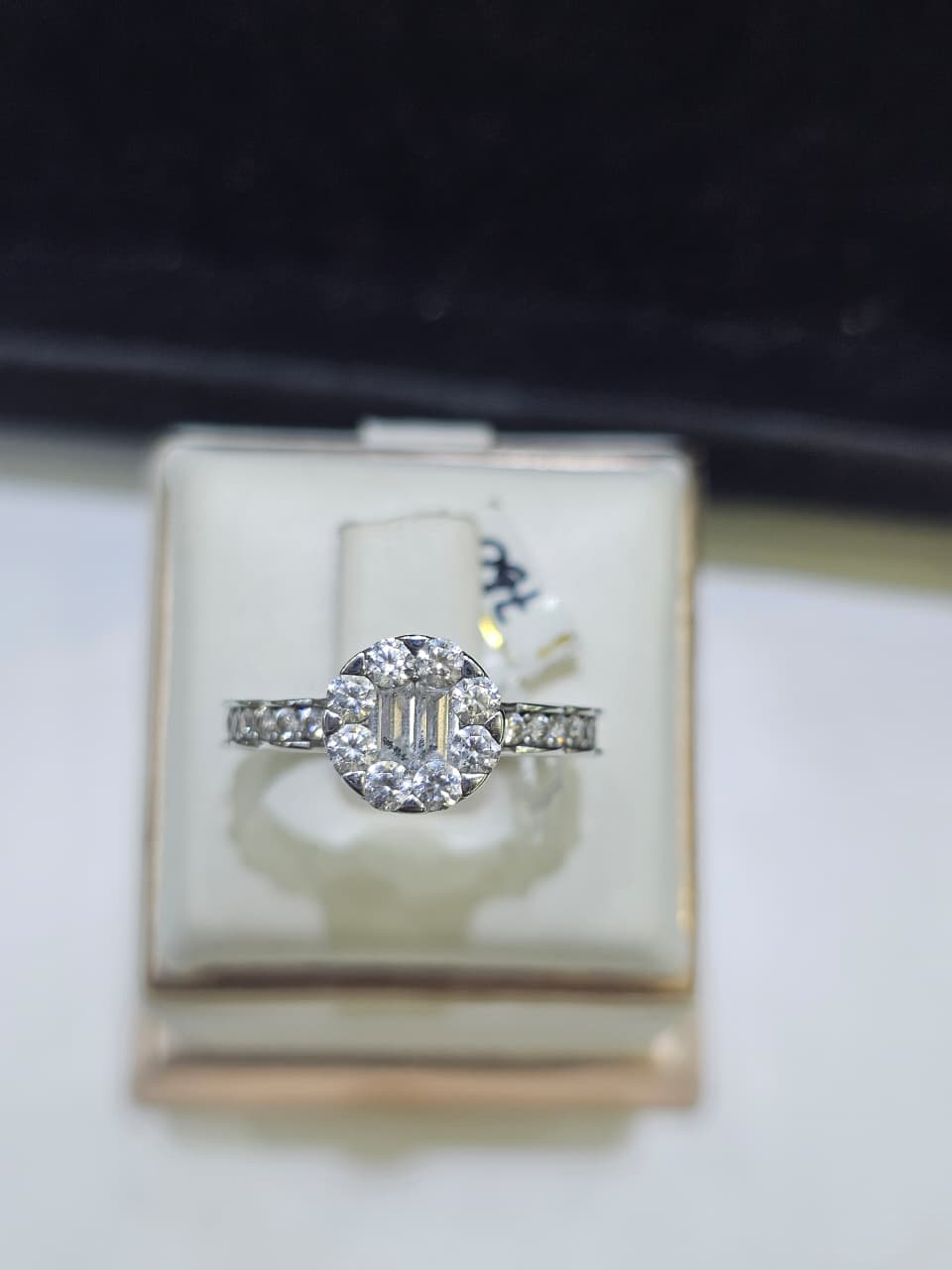 CINCIN BULAT