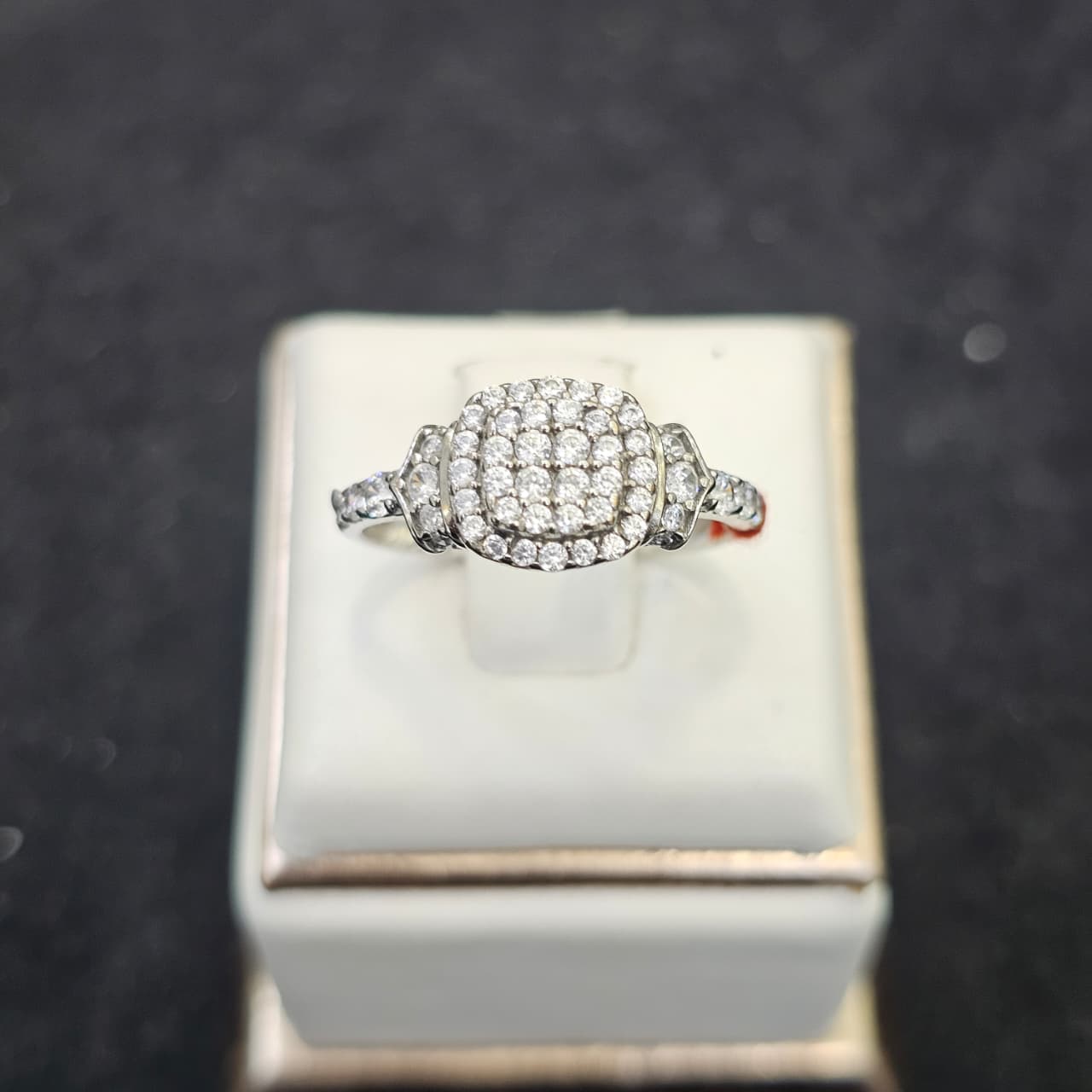 CINCIN KOTAK AD