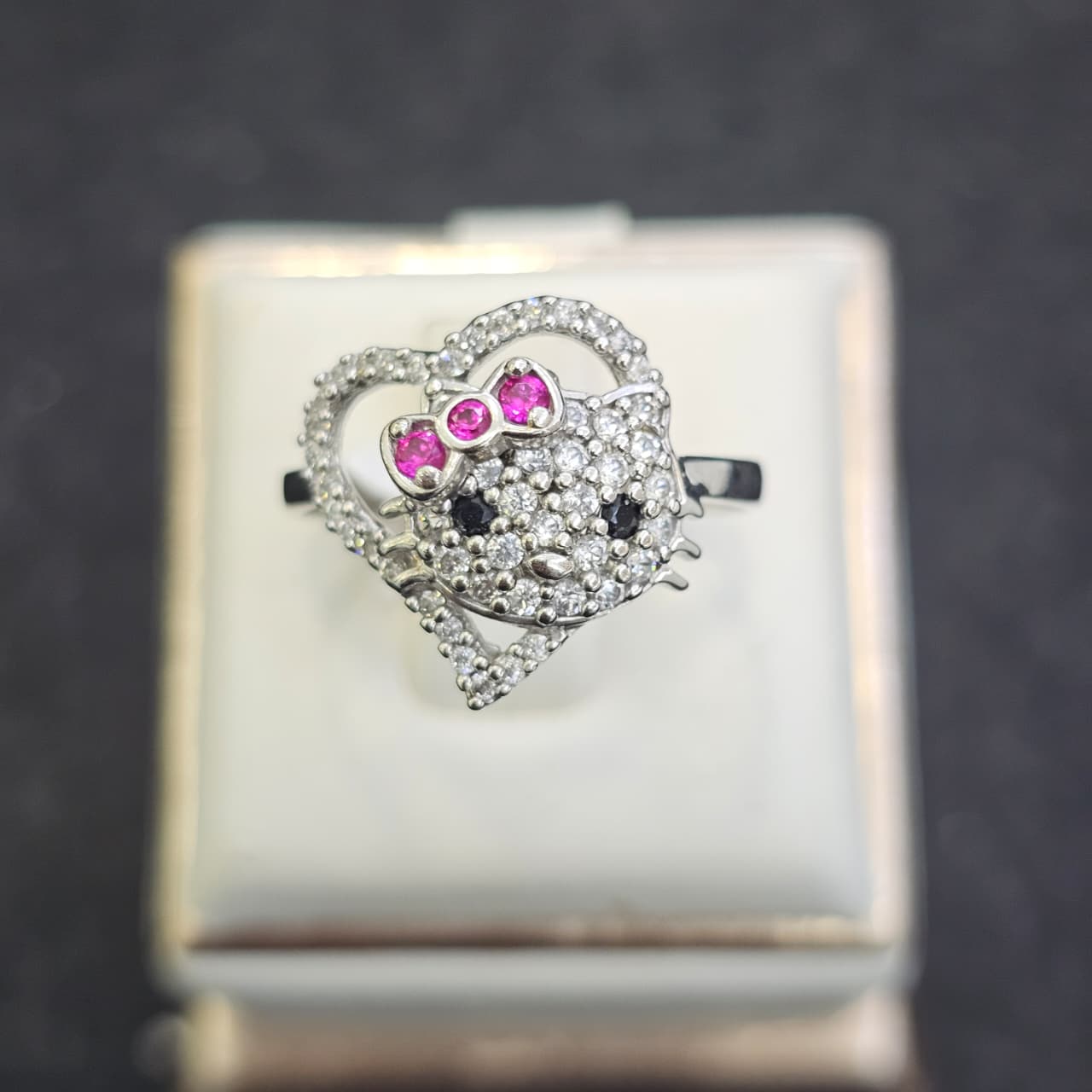 CINCIN HK AD
