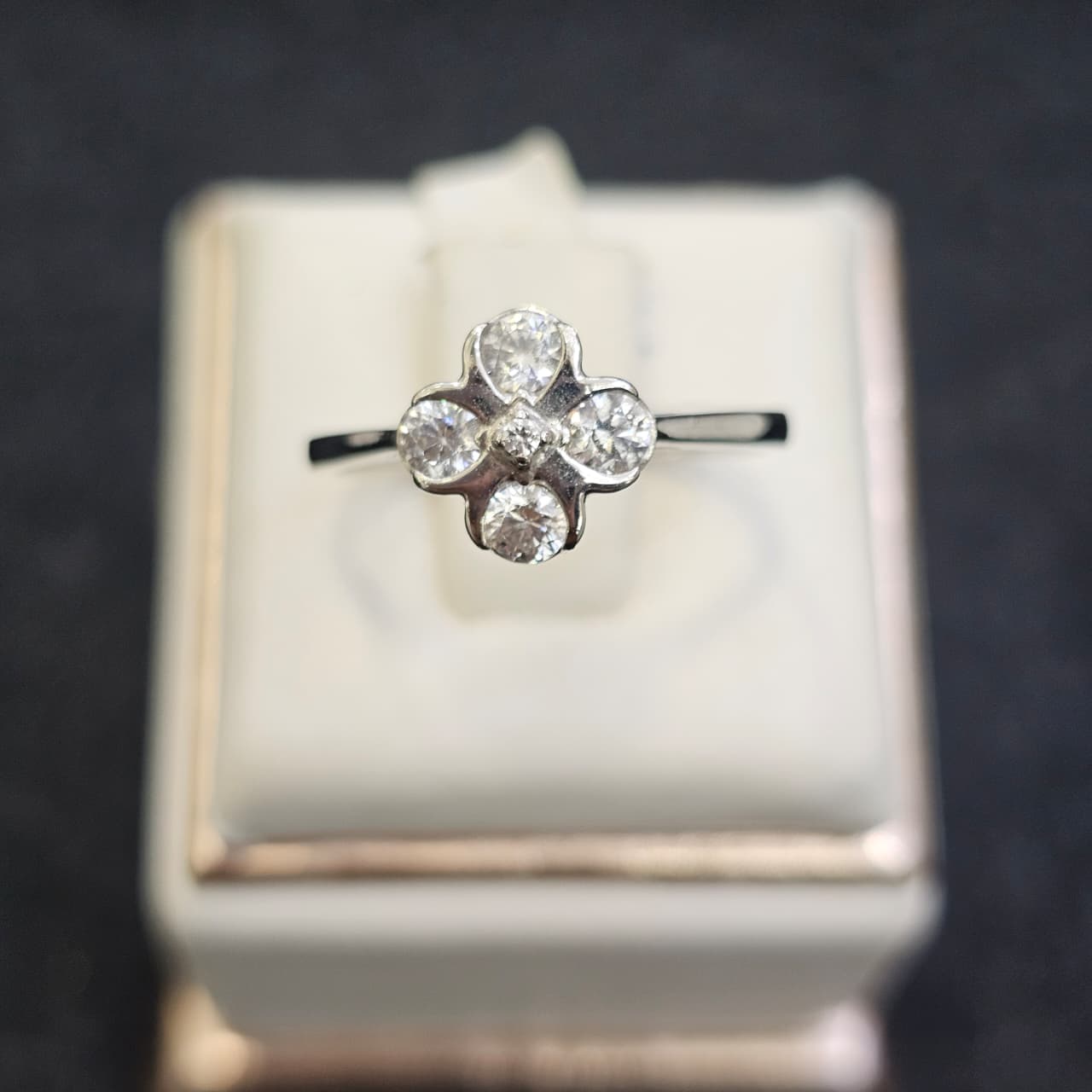 CINCIN BUNGA