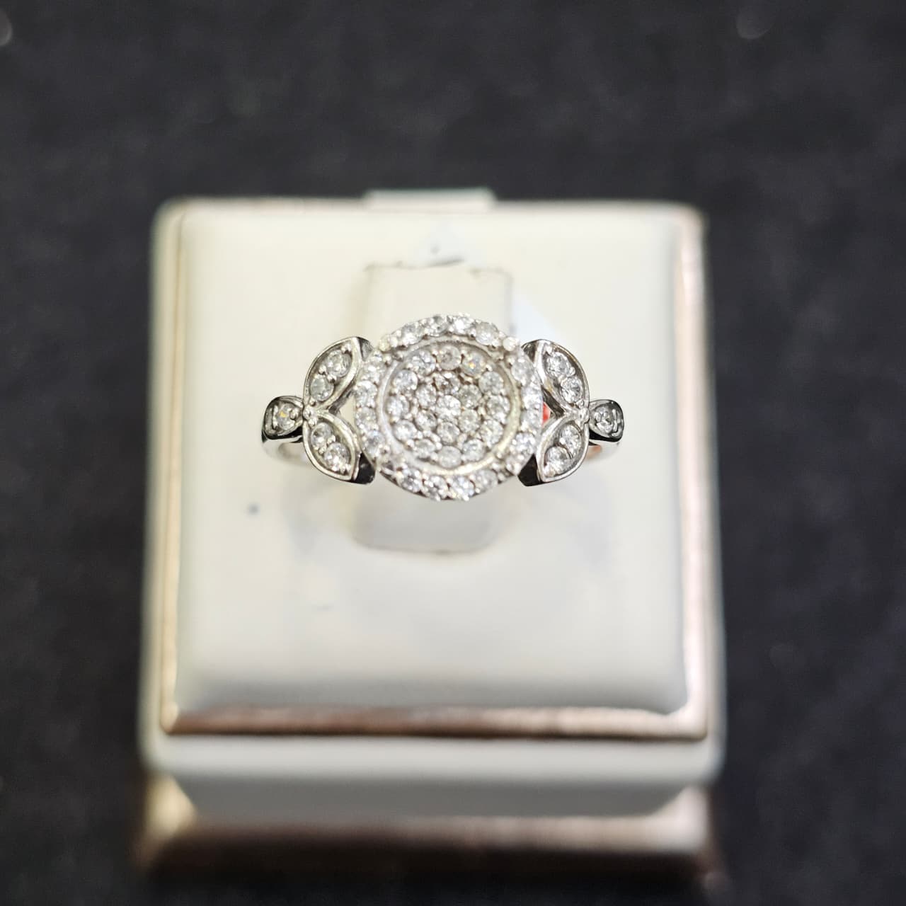 CINCIN DAUN AD