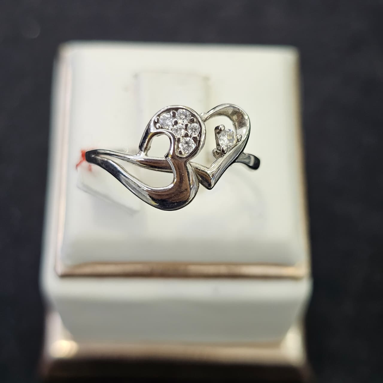 CINCIN LOVE AD