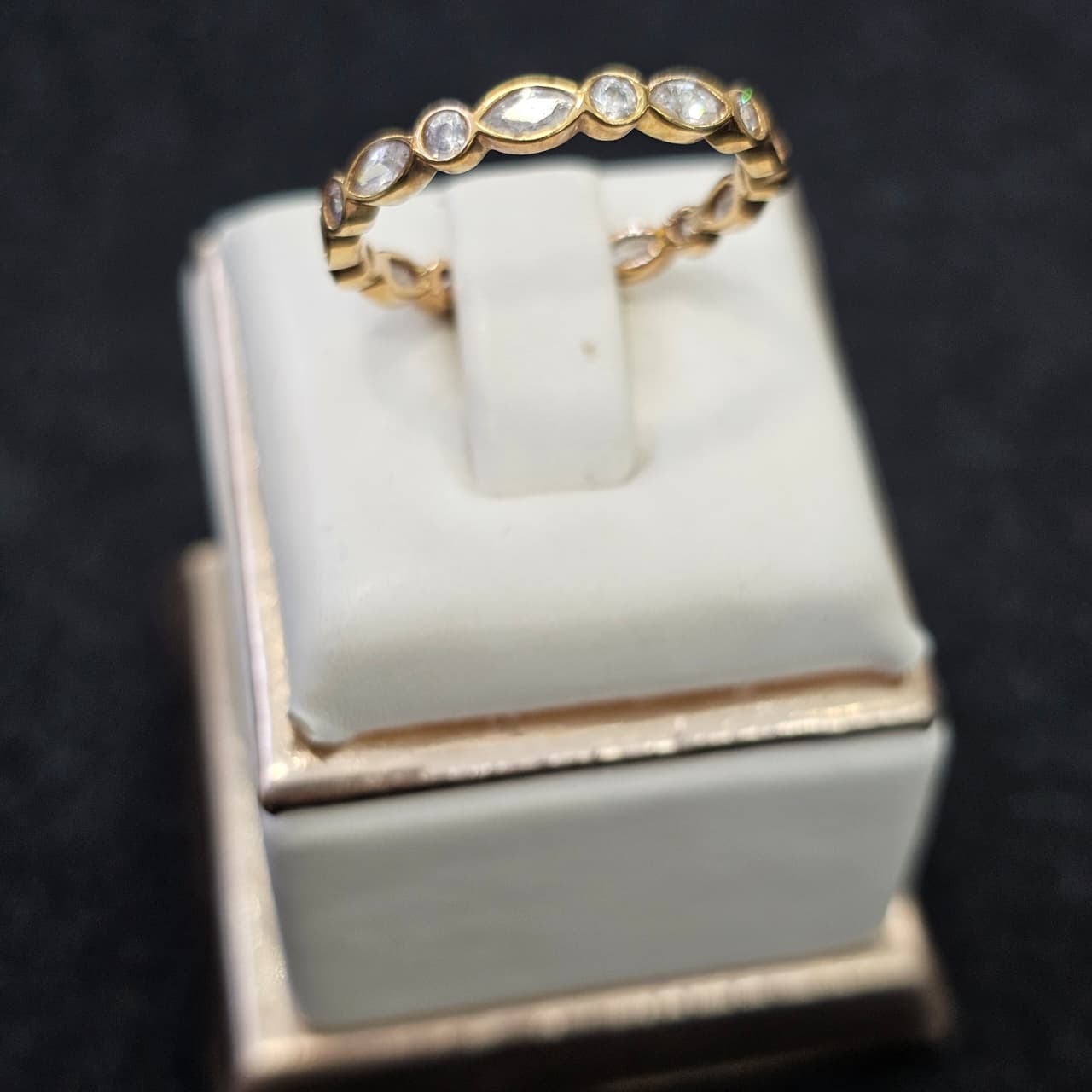 CINCIN FULL MATA