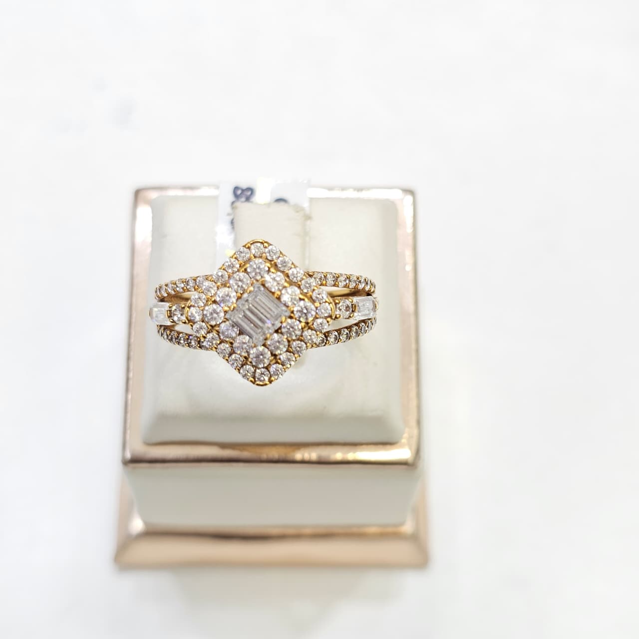 CINCIN KOTAK AM