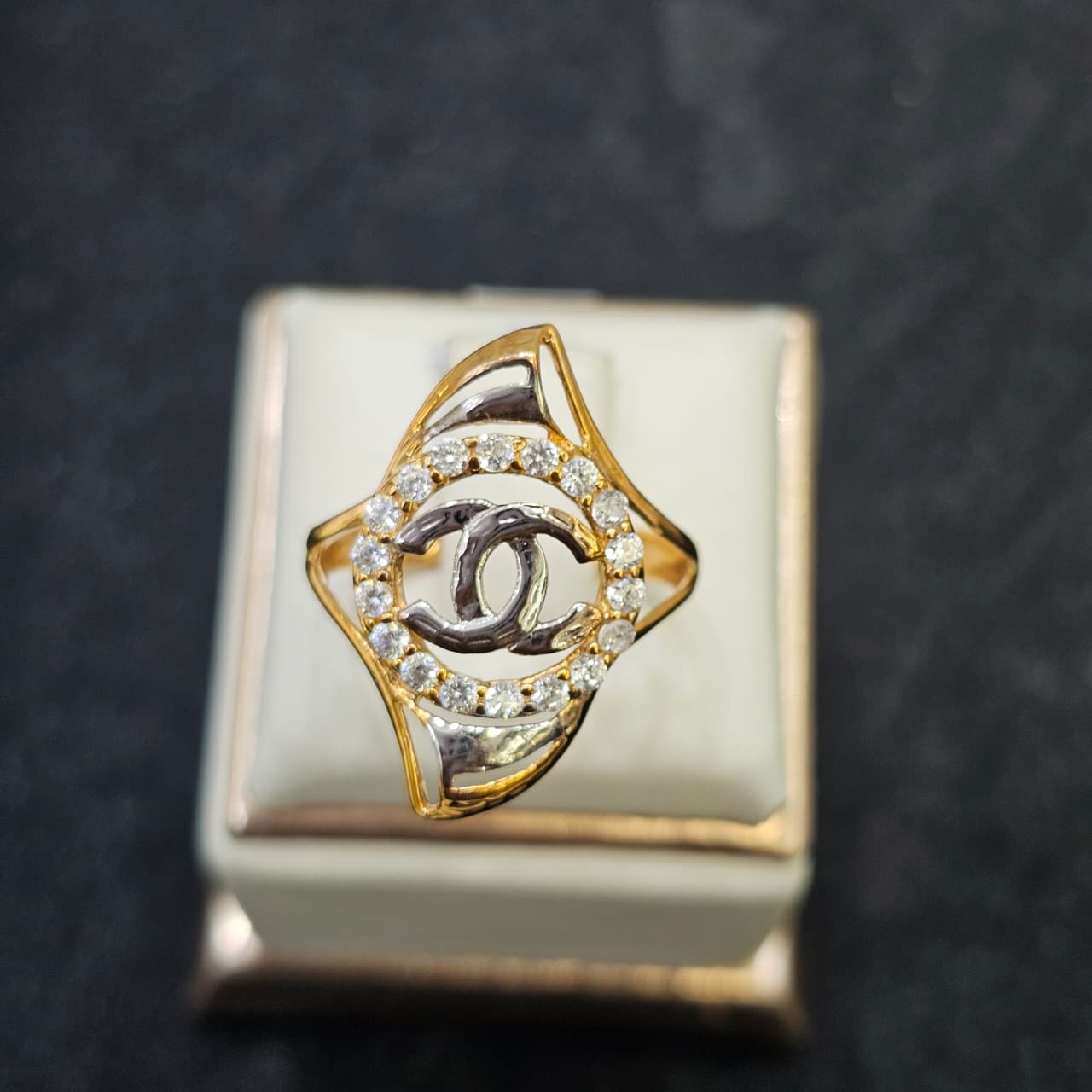 CINCIN CHANNEL KOM