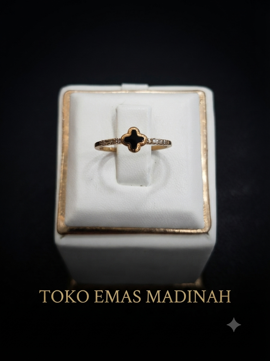 CINCIN VANCLEF CAT HITAM LISTRING