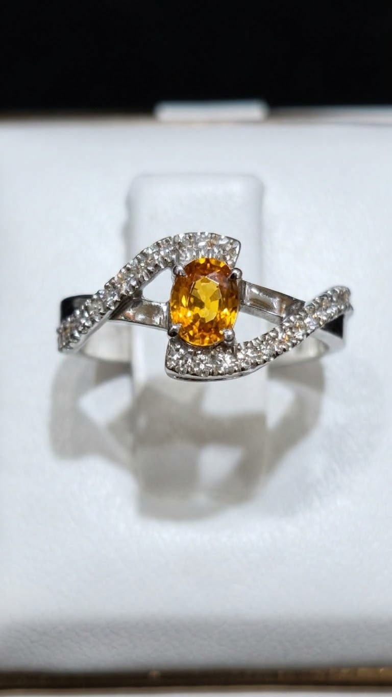 CINCIN BYPASS OVAL YELLOW SHAPPHIRE