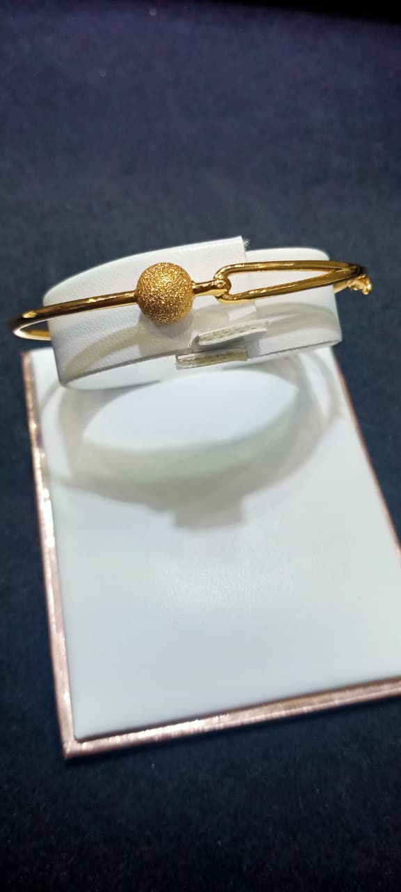 GB DIOR UKIR PASIR