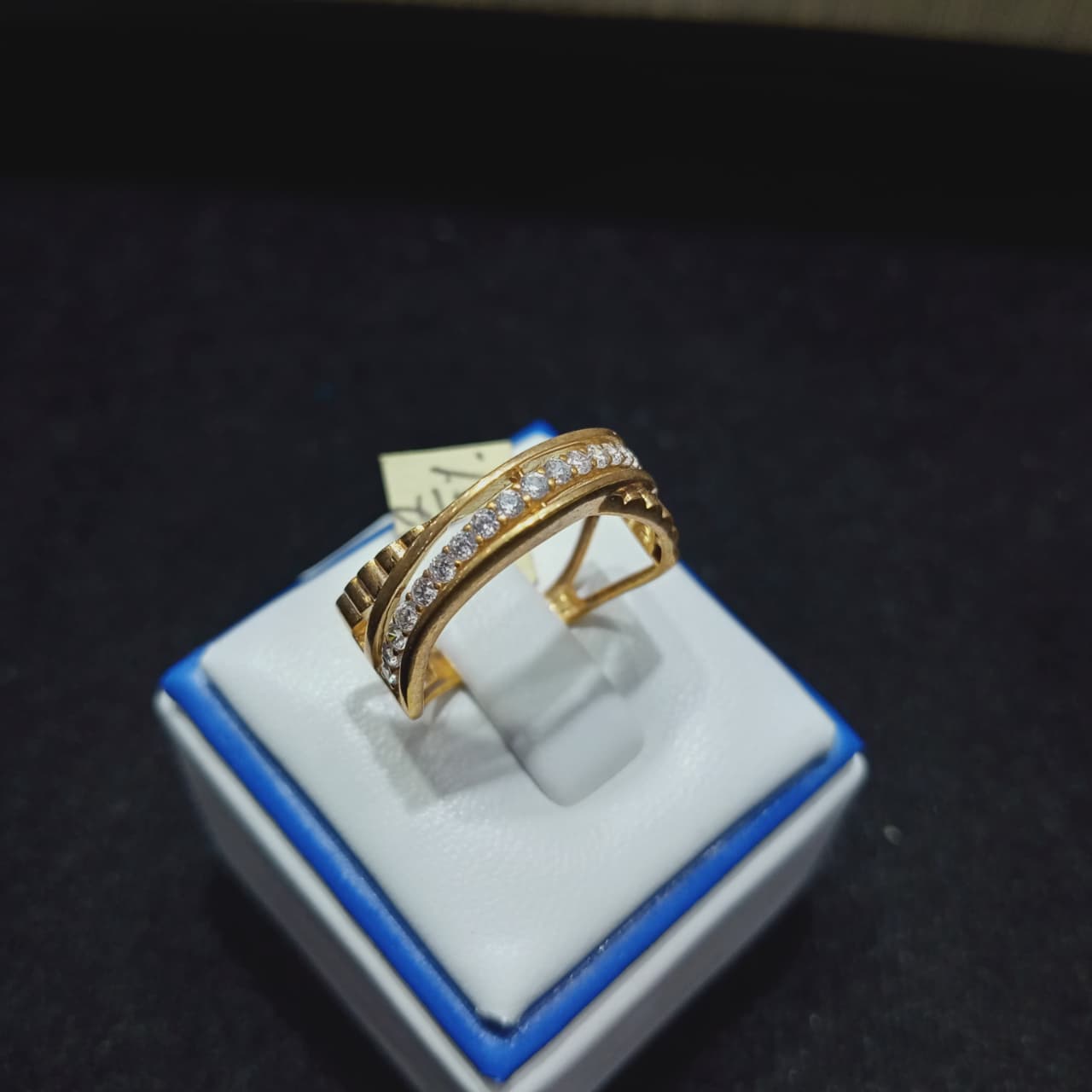 CINCIN LISTRING SELISIH