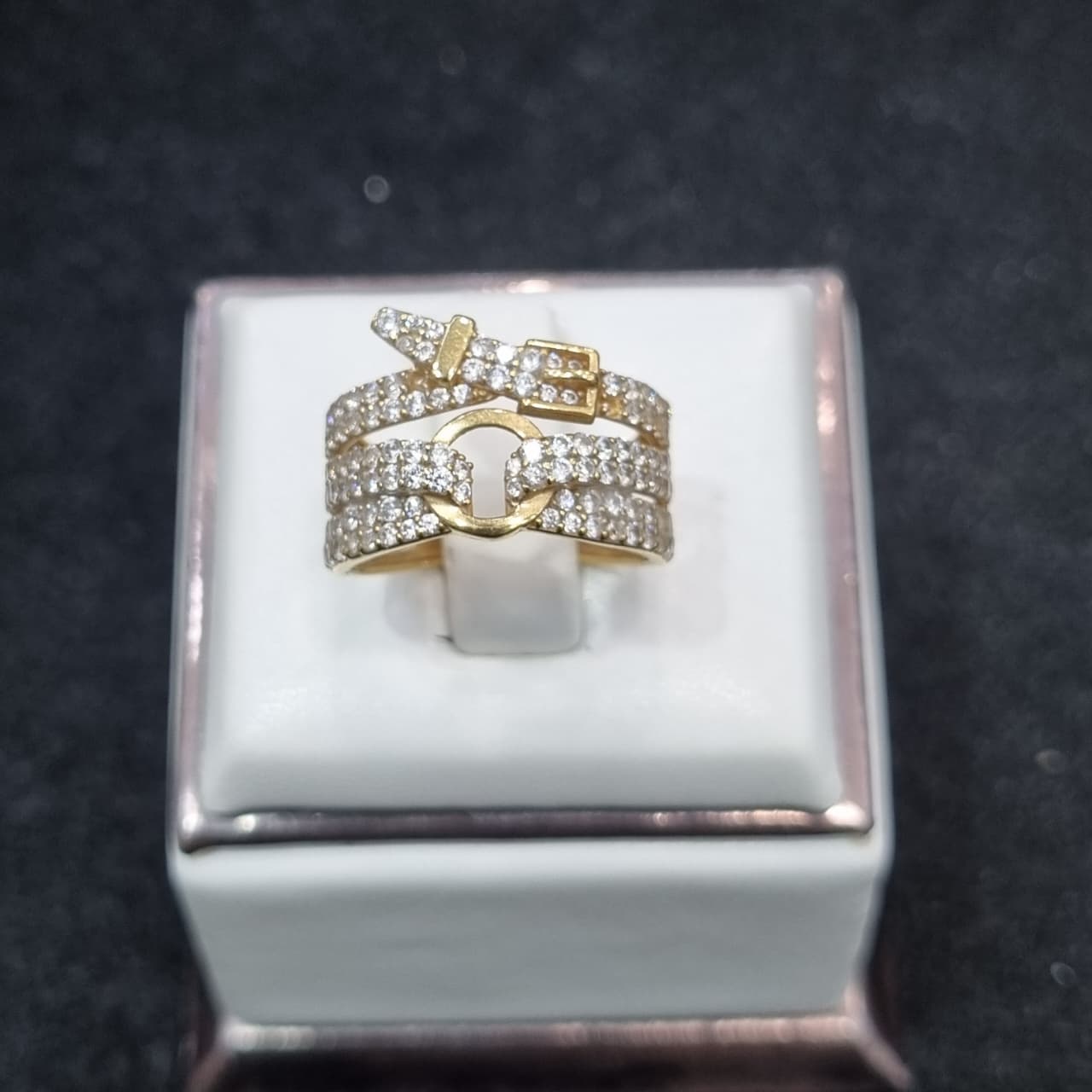 CINCIN GESPER MATA TABUR