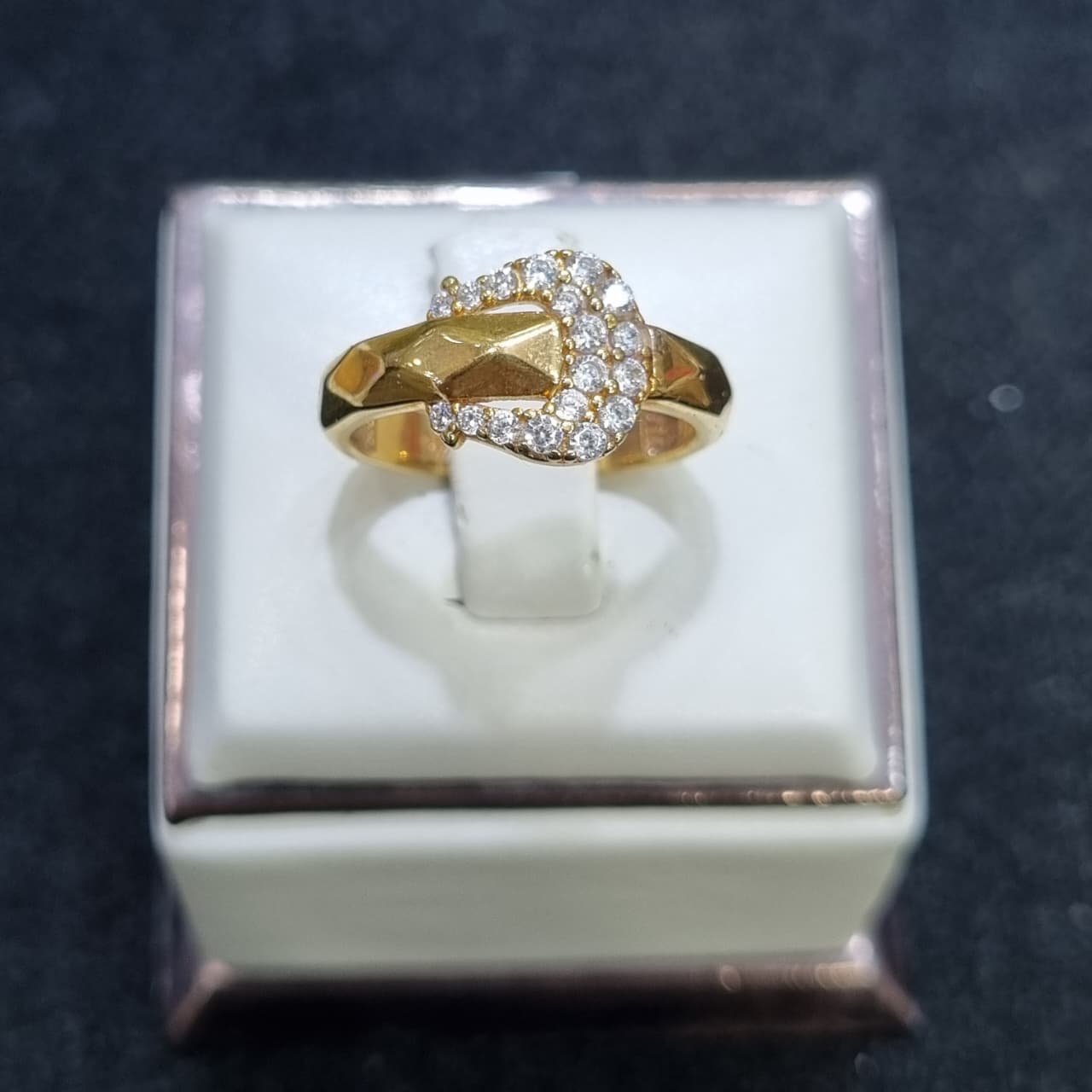 CINCIN GESPER MATA AD