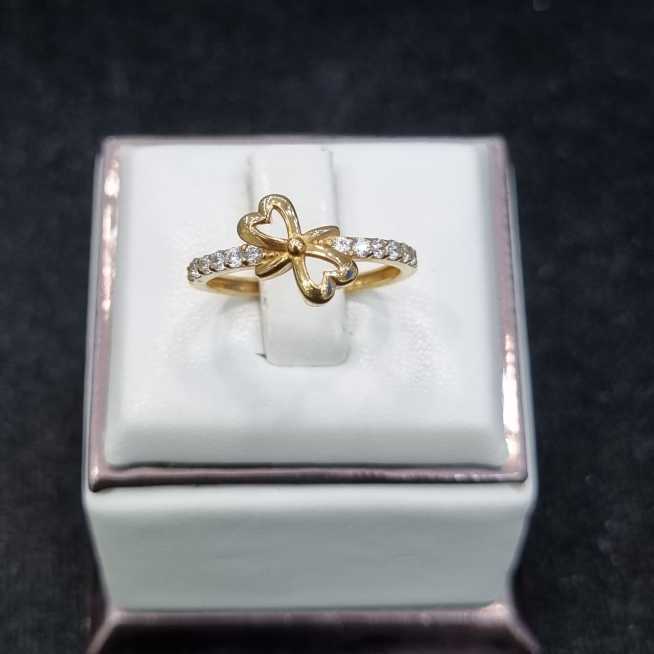 CINCIN LISTRING 2 LOVE