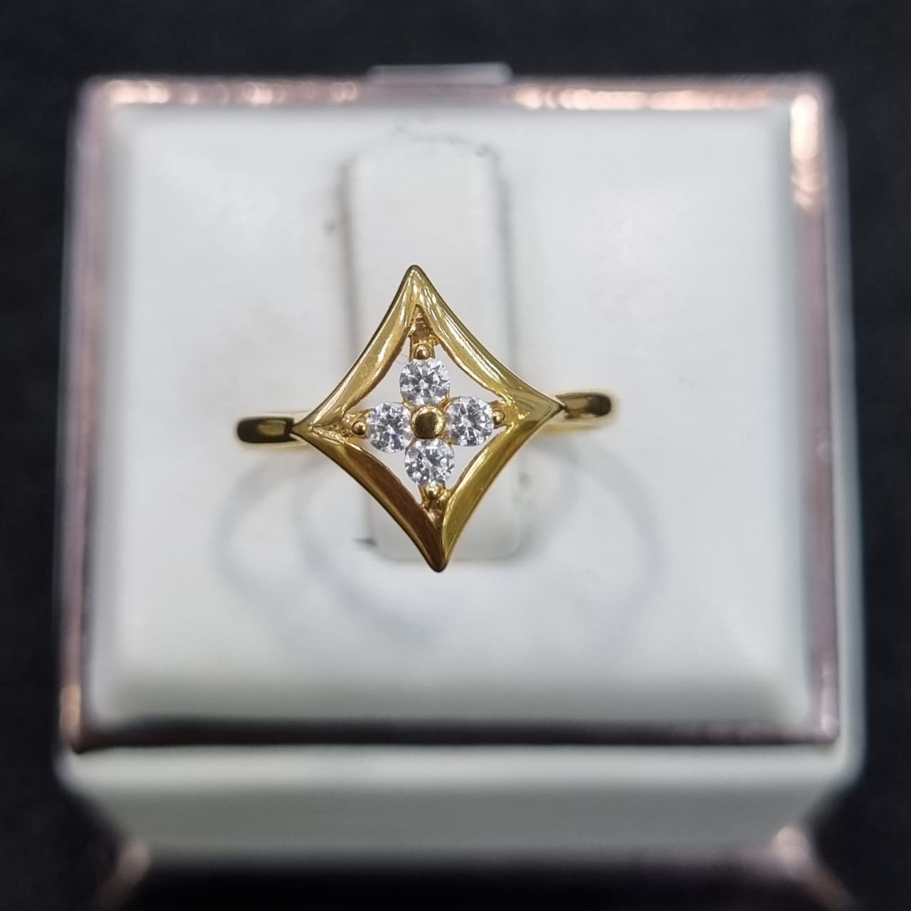 CINCIN BELAH KETUPAT 4 AD