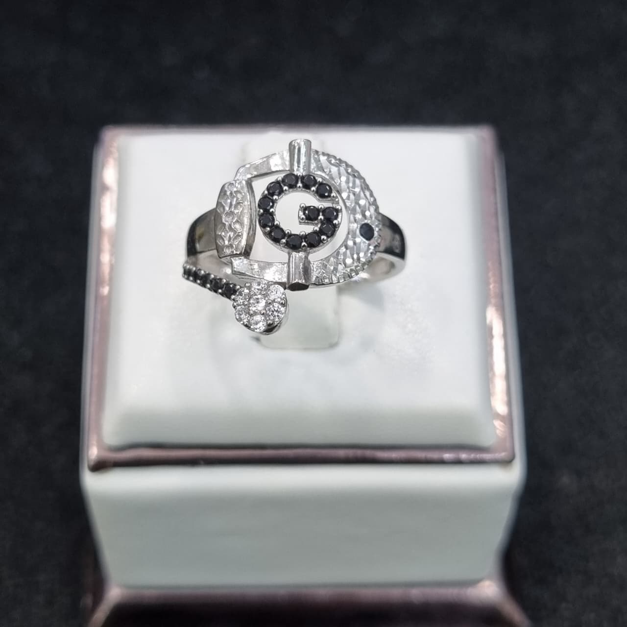 CINCIN GESPER G UKIR MATA HITAM
