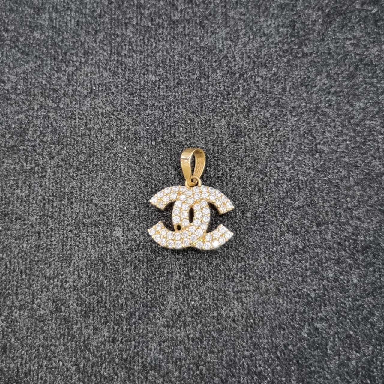 LIONTIN CHANEL MATA 2 BARIS