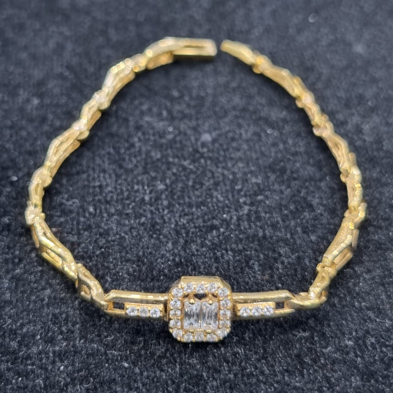 GELANG PLAT KOTAK MATA