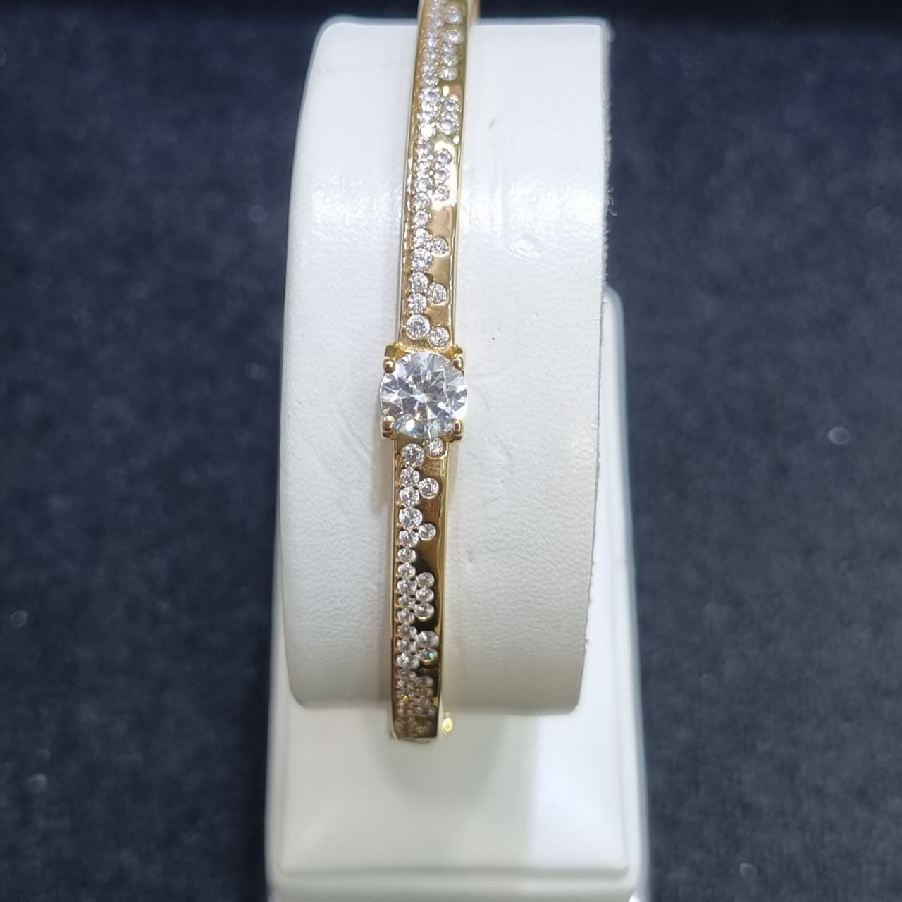 GELANG B SOLITAIRE LISTRING
