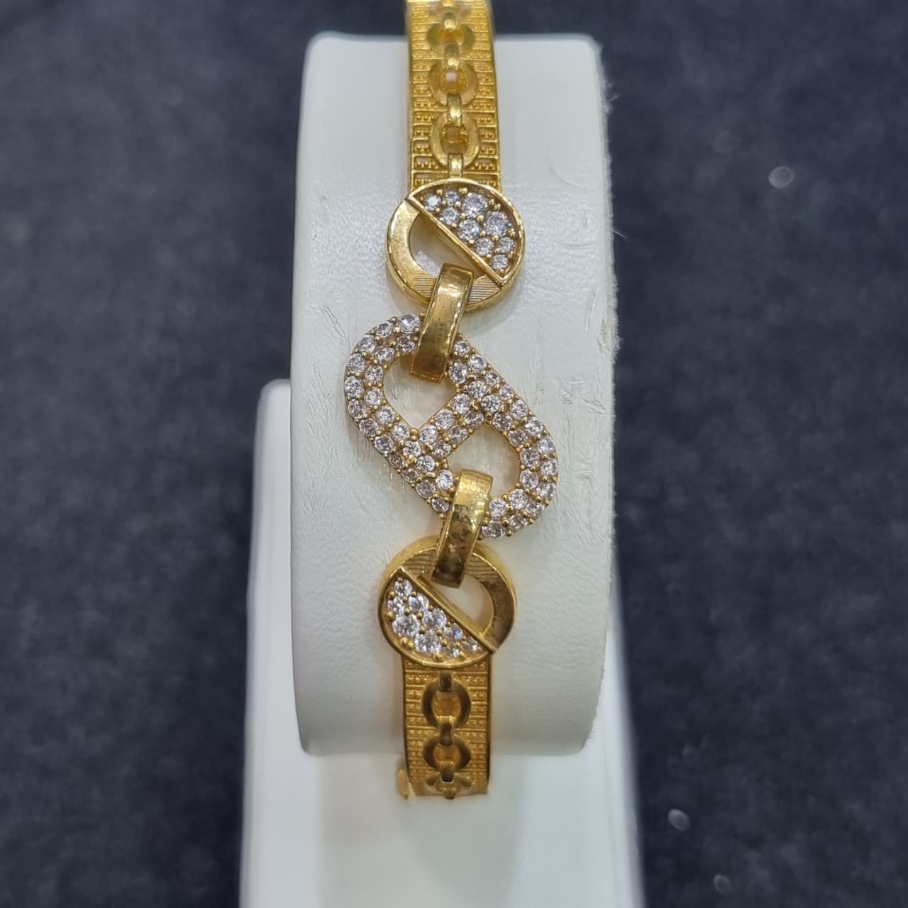 GELANG B OVAL CD AD UKIR RANTAI