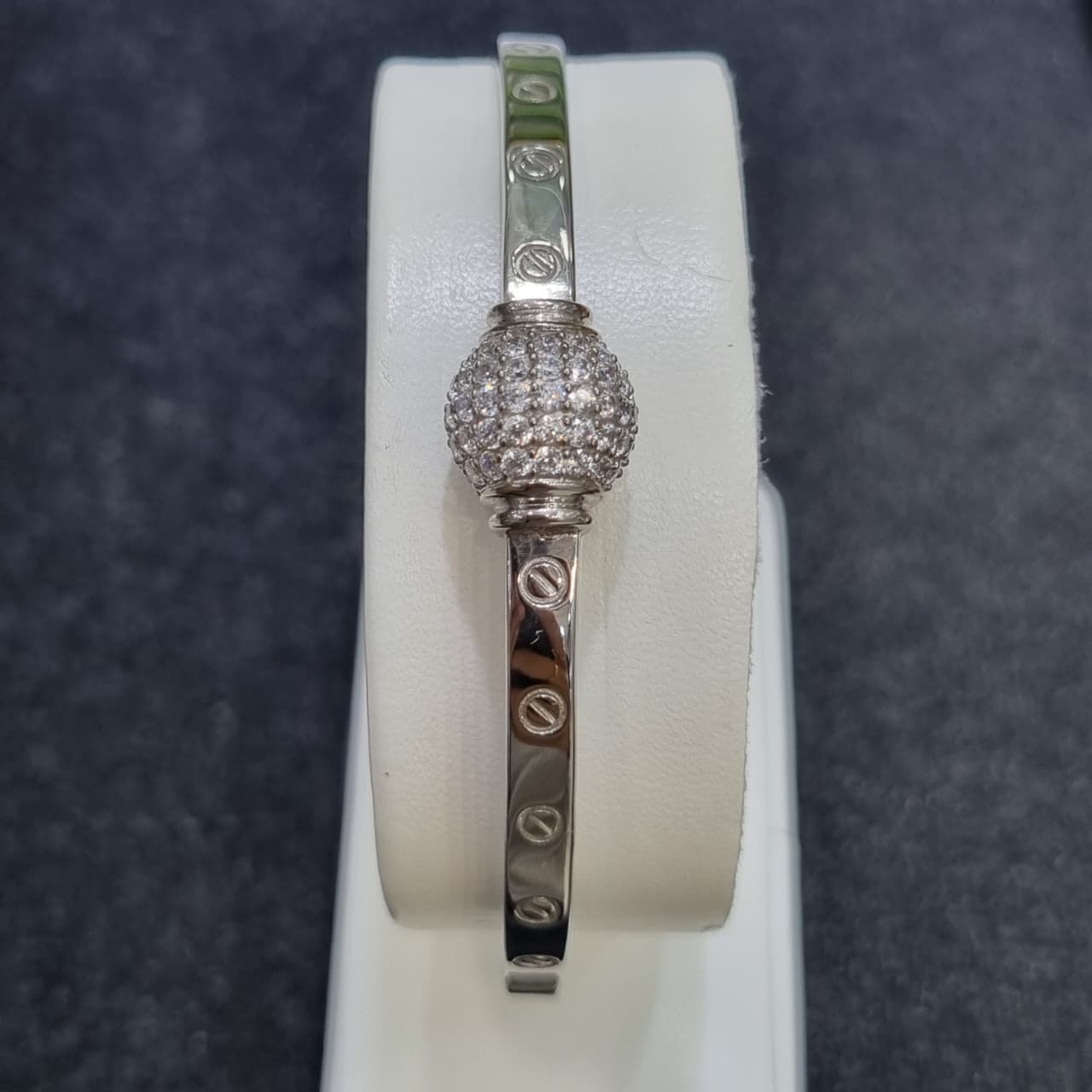 GELANG B CARTIER BULAT MATA