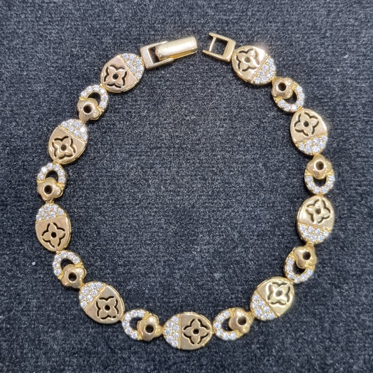 GELANG R OVAL BUNGA MATA AD